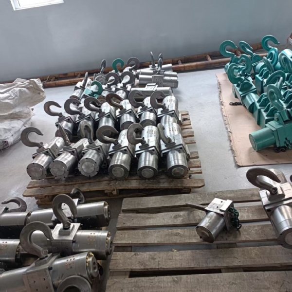 2噸穩(wěn)定操控氣動葫蘆 HQ2性能好風動葫蘆 使用簡單氣動葫蘆